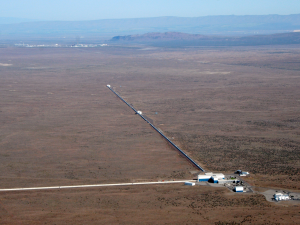 LIGO Hanford Washington Observatory: Photo courtesy LIGO Lab